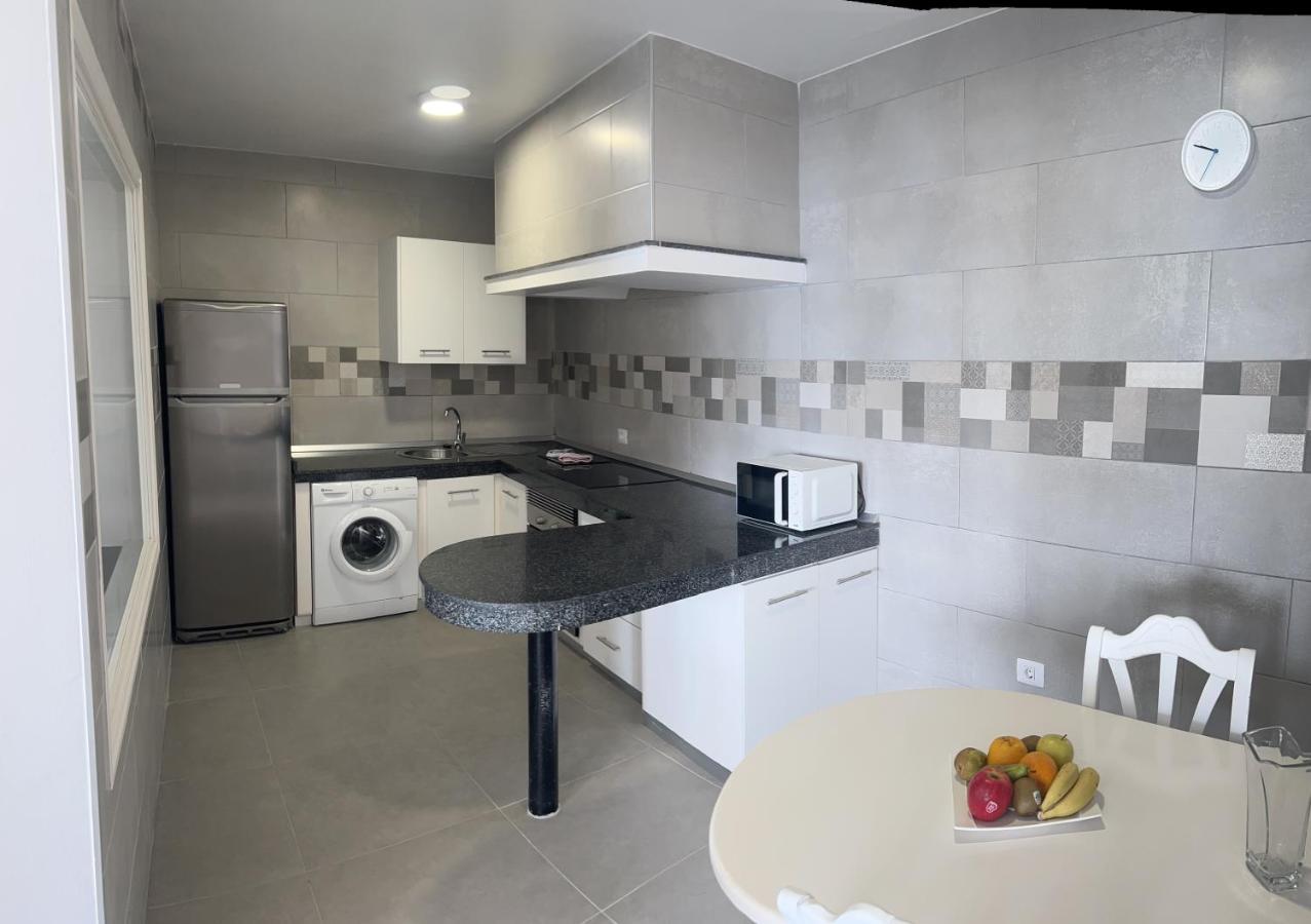 Edificio Playa Chica Apartment El Medano  Luaran gambar