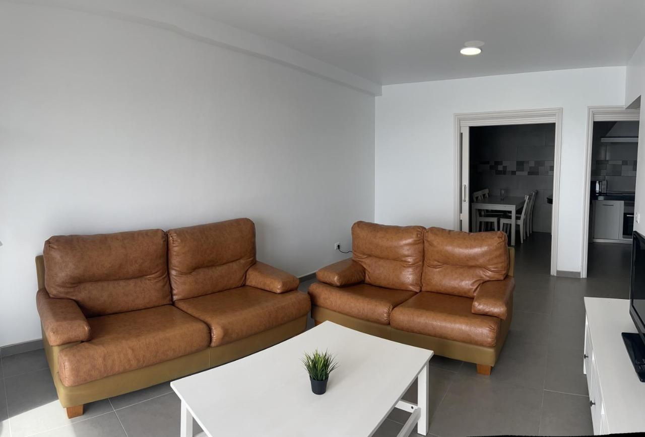 Edificio Playa Chica Apartment El Medano  Luaran gambar