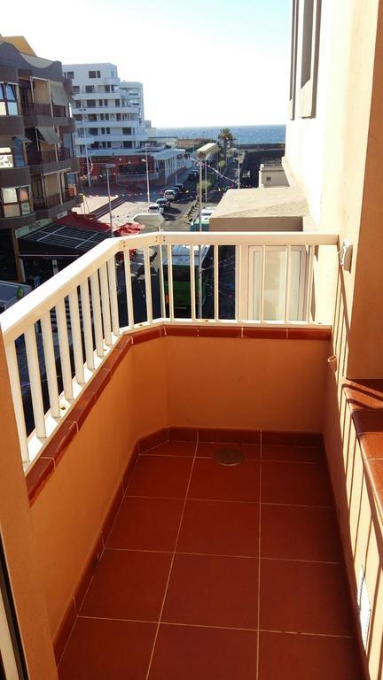 Edificio Playa Chica Apartment El Medano  Luaran gambar